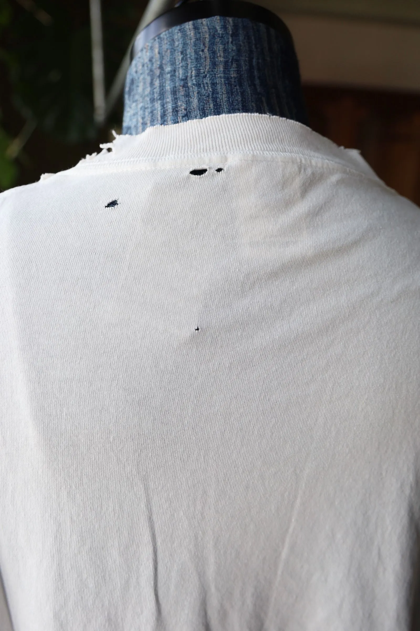 SAINT Mxxxxxx 25SS LOVE_SS TEE/WHT LOVE little sun destroyed washed and distressed short sleeves off-white S-XL rainbow OE yarn original identical tube woven side seam fabric re-washed distressed craftsmanship with cut and damaged holes original consistent main mark/wash mark/little angel anti-counterfeiting mark